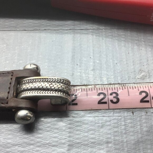 Vtg Brown & Clark Leather Engraved Silver Hook Buckle Belt Women Small‎ Medium